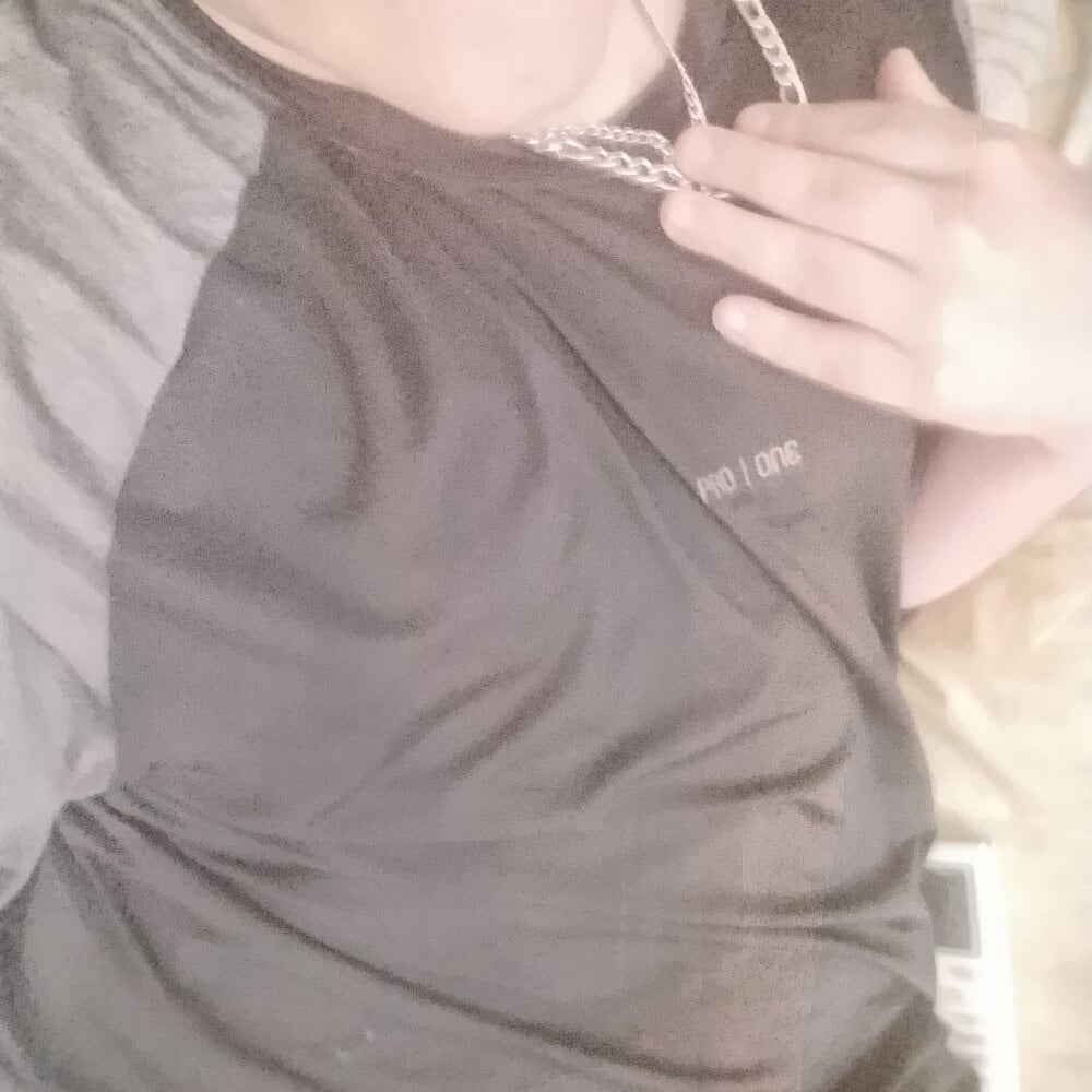 femboyuwuclon from stripchat