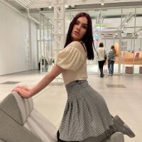 ShawtyNotshaw's Offline Chat Room