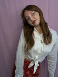 DieraAkerley's Offline Chat Room