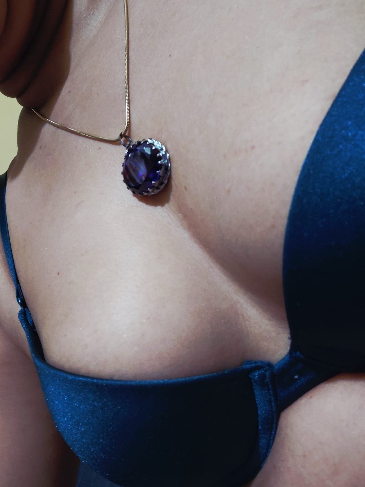 Nazeera_Telugu_Ammayi