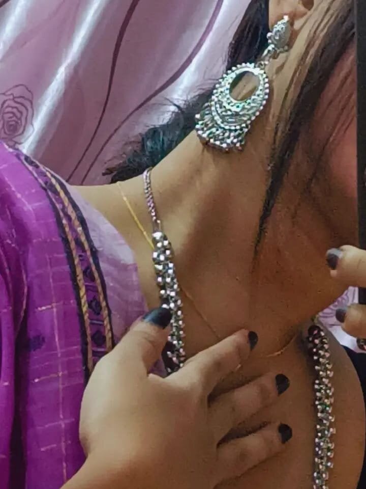 KHWAHIS-'s Offline XXX Chat