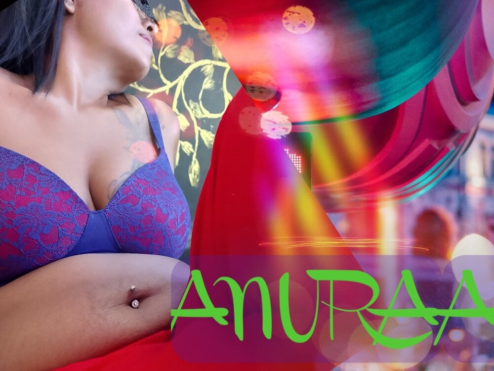 Watch Anuraagi live on cam at StripChat