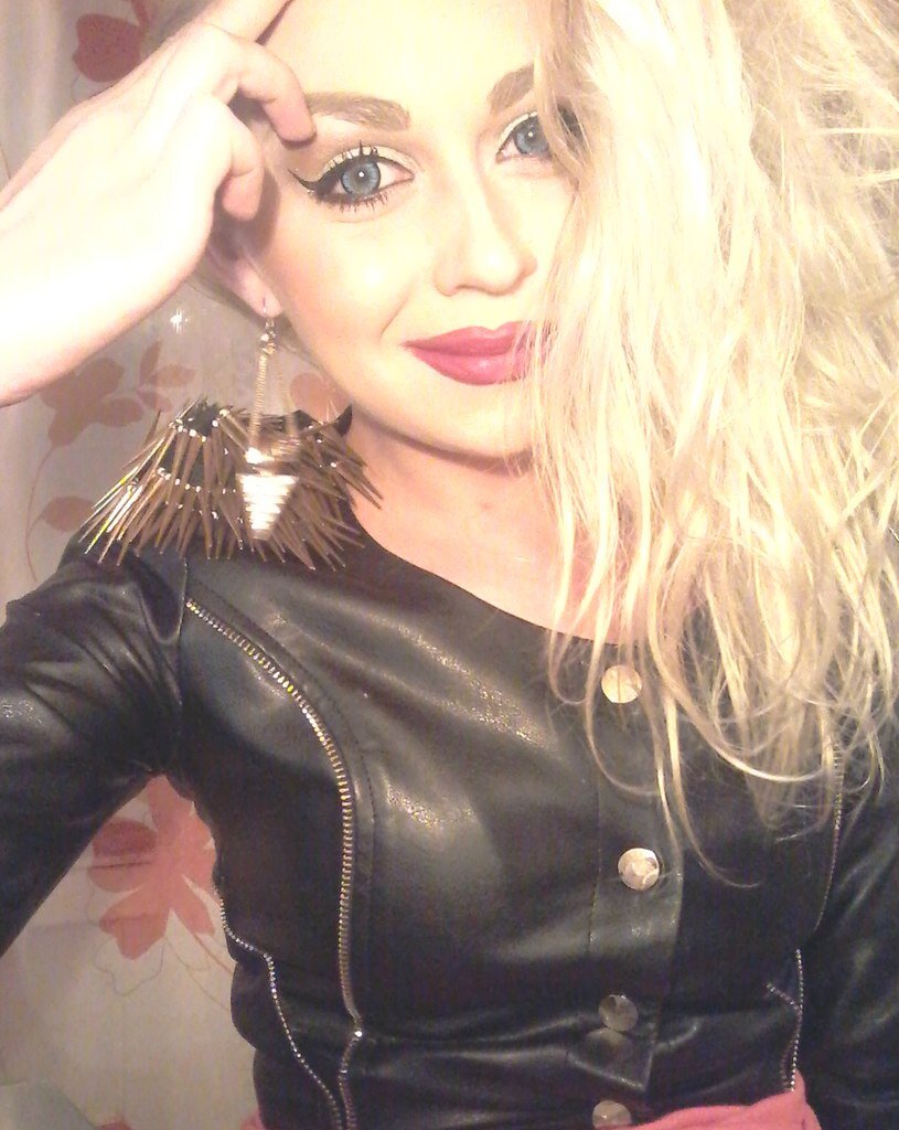 _Carly_Angelsw_