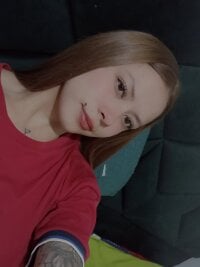 AURORA_LUNAA's webcam live show