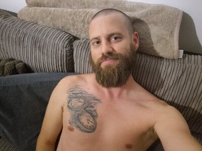 Jonny698828 Male Ukmodels Chat Cam