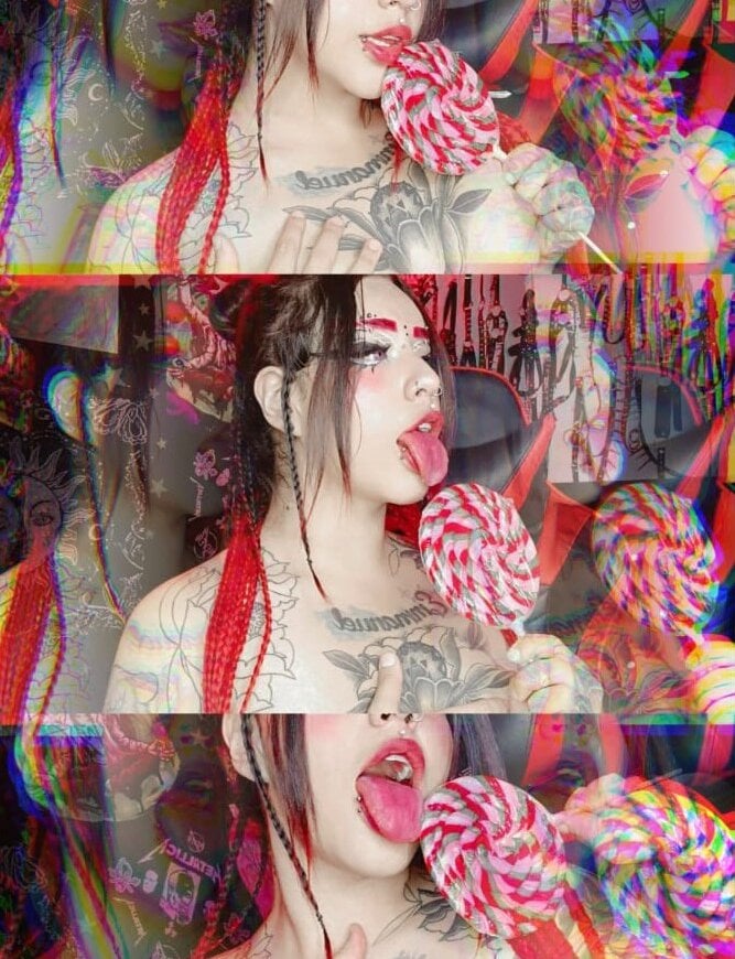 jannaink_'s Offline Chat Room