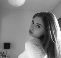 Milky_Lilly's Offline Chat Room