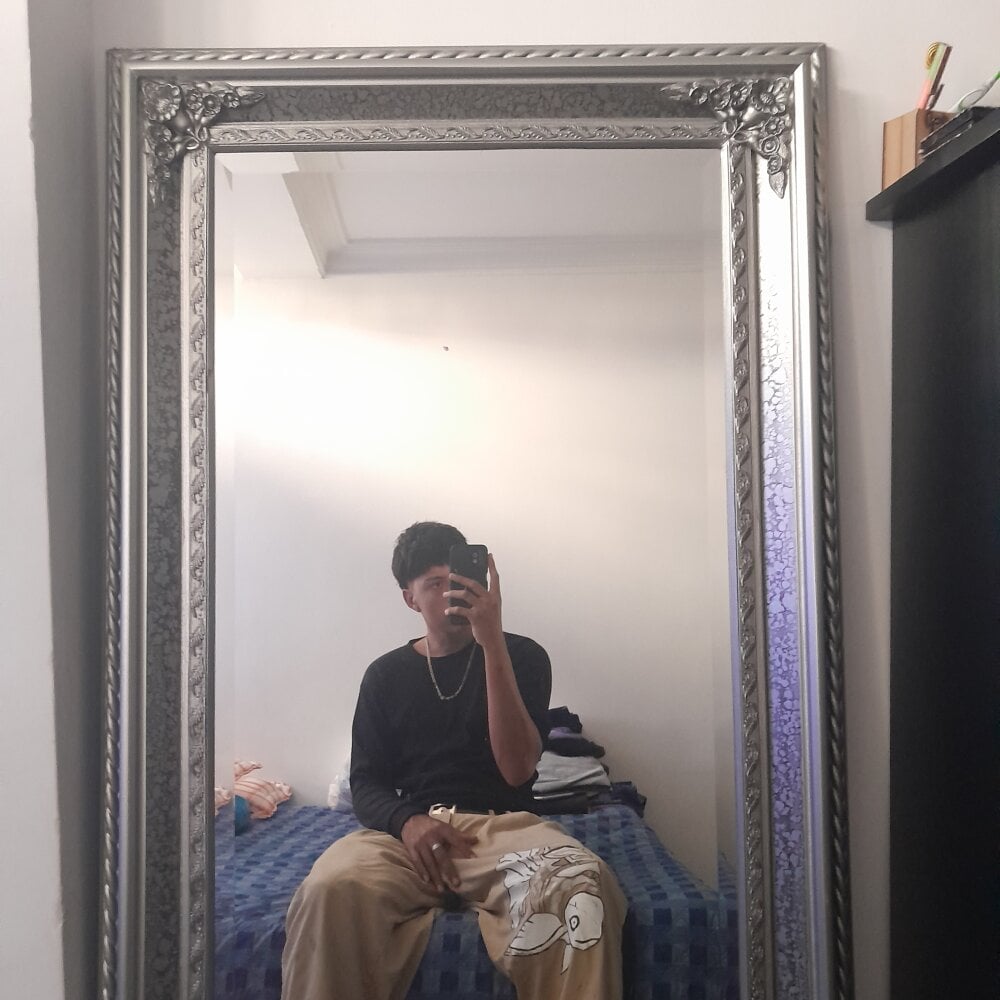 santichaurra from stripchat
