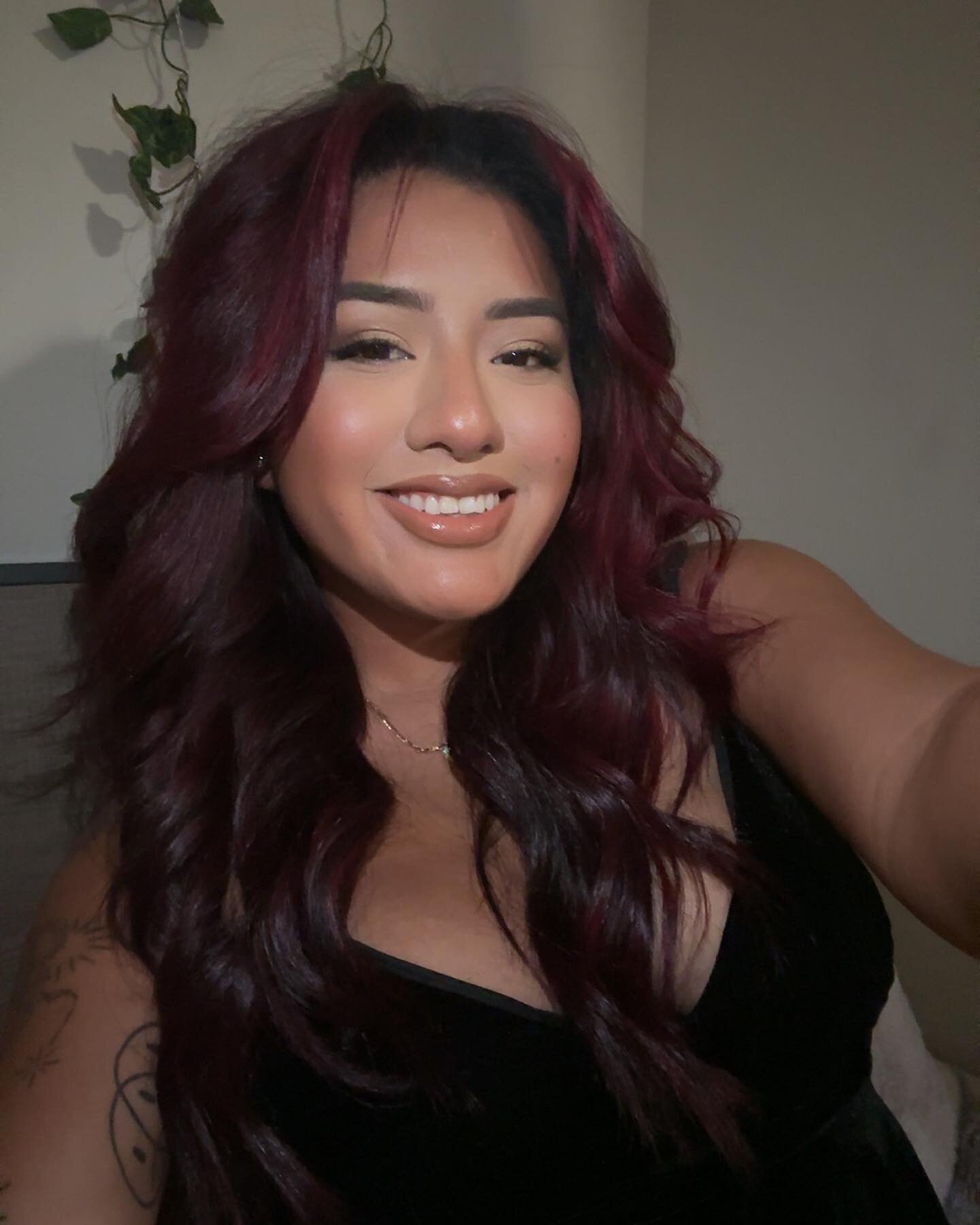 4Ft11LatinaGoddess