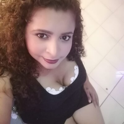mairahot303av Avatar