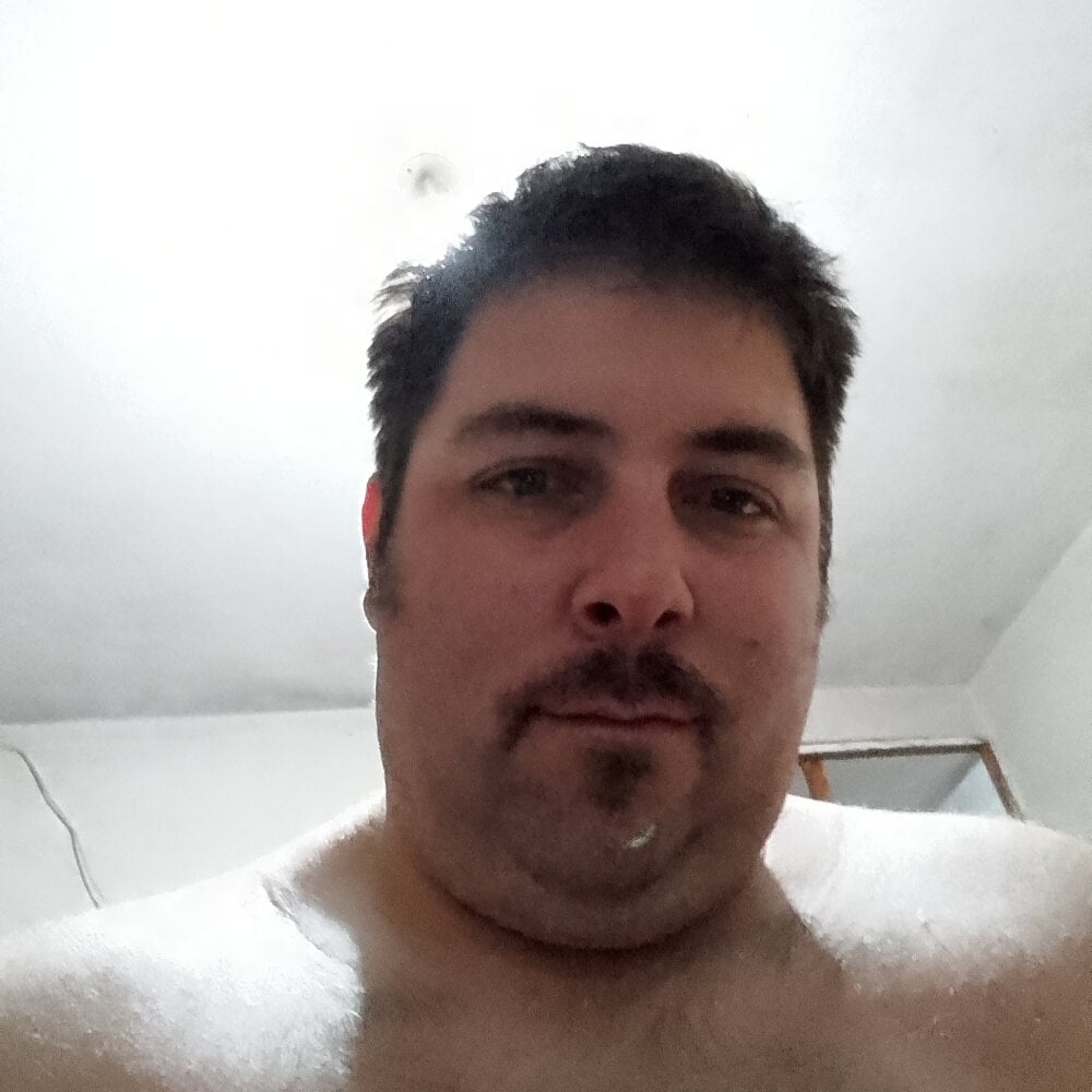 yorugua_12 from stripchat