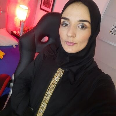 IrisKarim 🍌 free sex cam