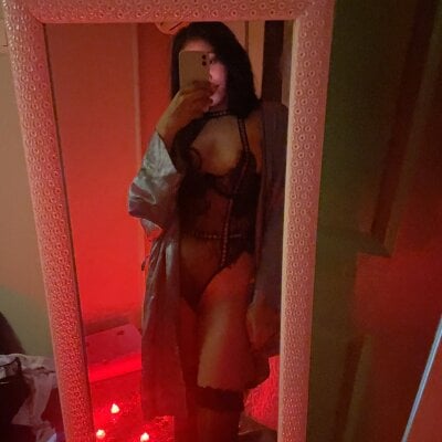cute_vicktoria from stripchat