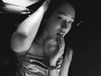 KissBeatrice's Offline XXX Chat