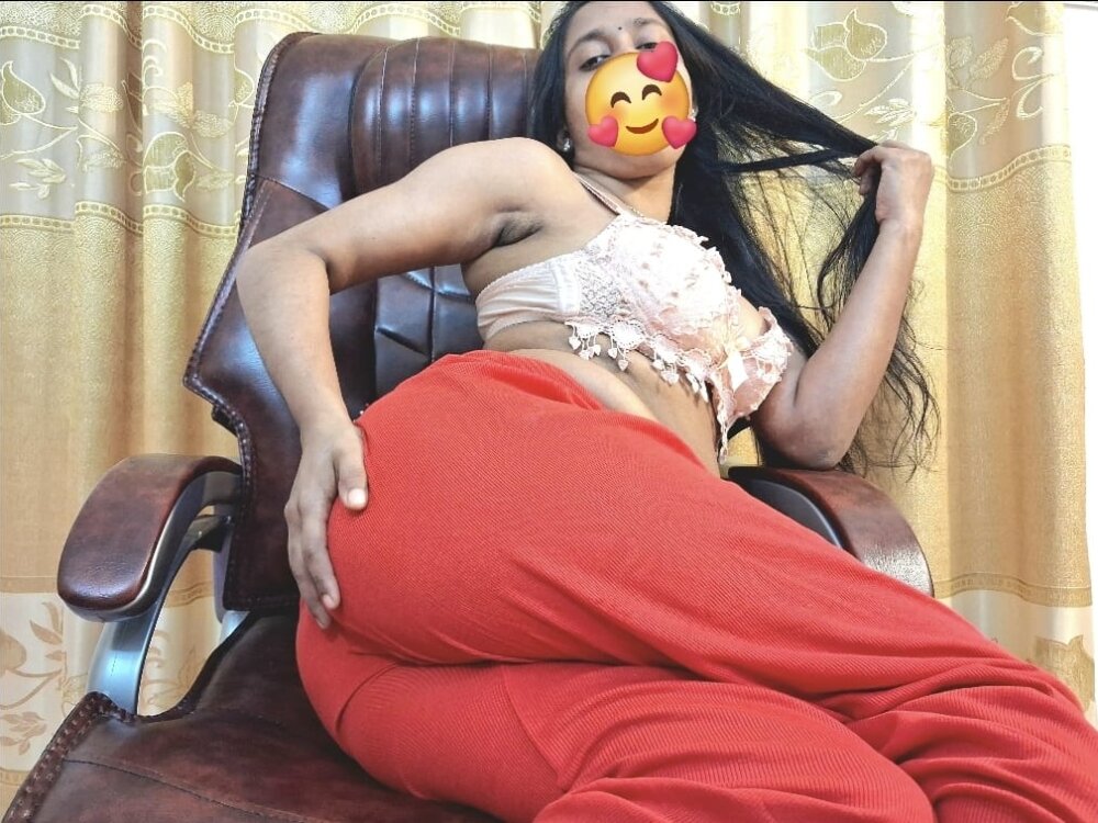 Lust_Beauty Chat XXX Ngoại tuyến