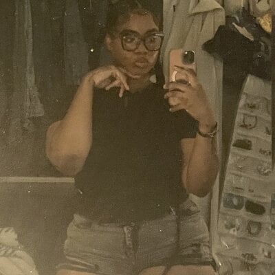caramel__cremes on StripChat