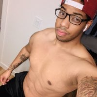 noahwoodsxxx's Offline Chat Room
