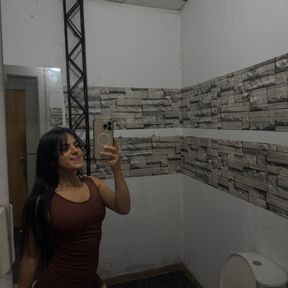 lolitaaqueen webcam profile - Malawian