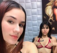 ExoticDolls_New's Offline Chat Room