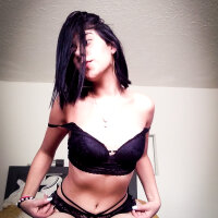 latingeishaa's Offline XXX Chat