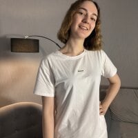 AyameOfarrell's Offline Chat Room