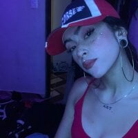 Stefi_Syn's Offline Chat Room