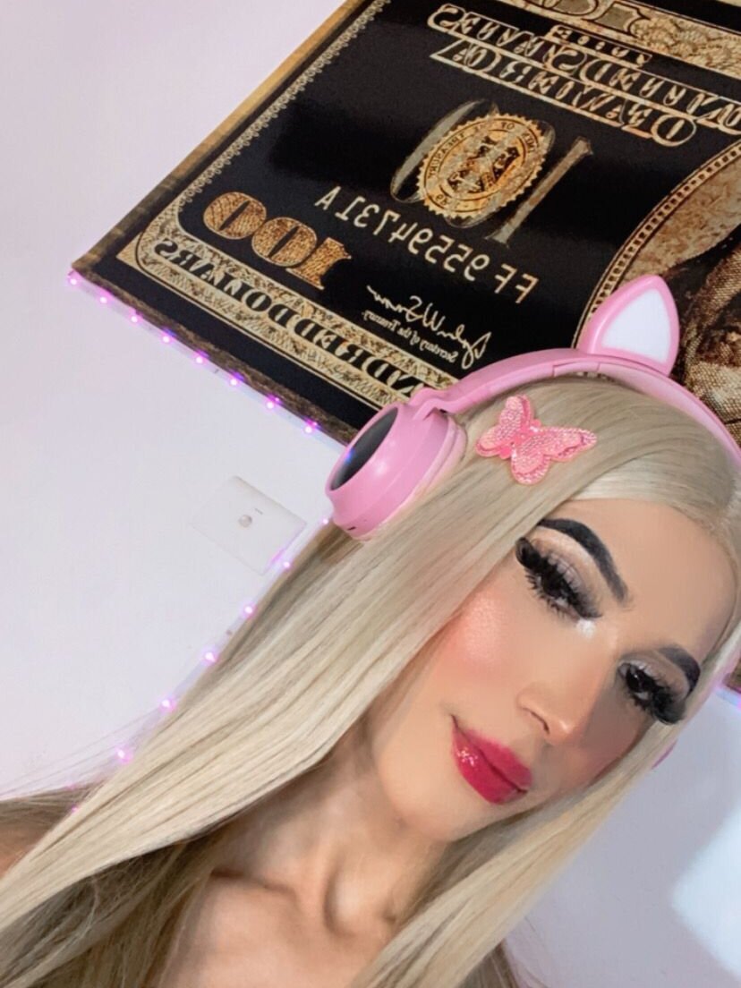 fhalon_foxxxys profile