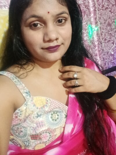 nudes chat Vanshika Roy