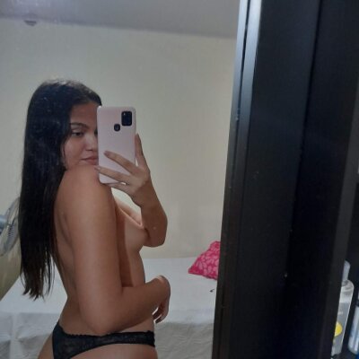 iam_monika from stripchat