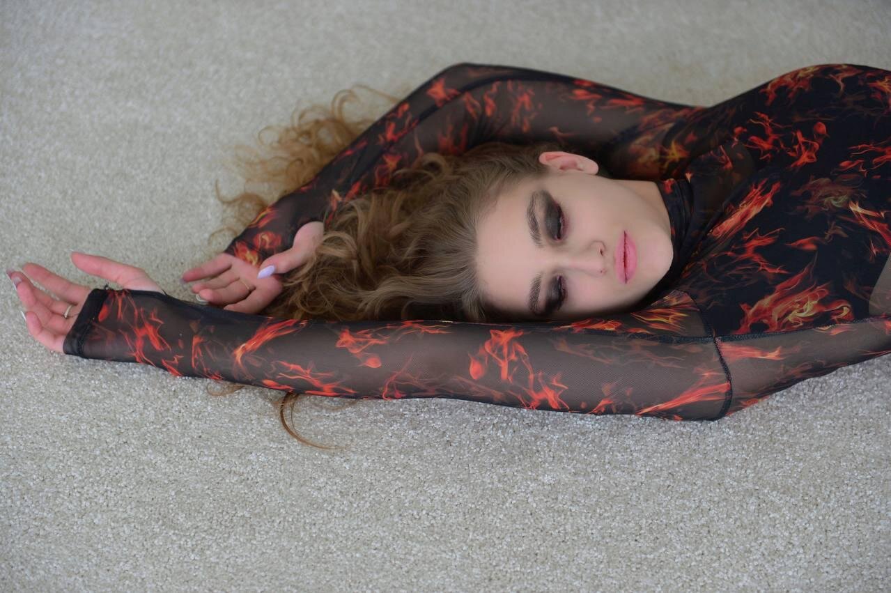 xxx_Bella