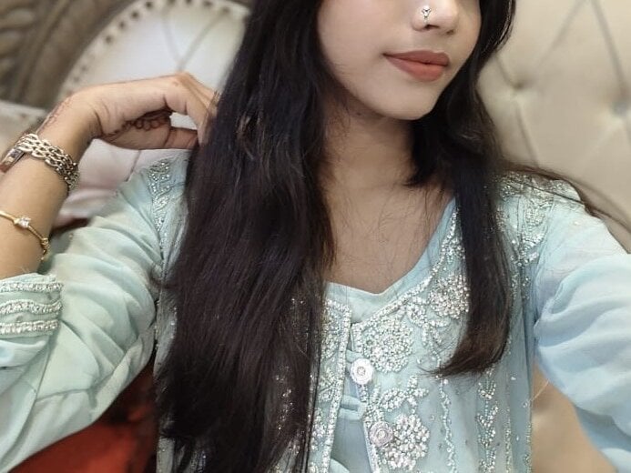 stripchat naina-19 webcam profile pic via livesex.fan