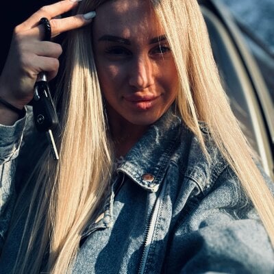 Whiteflower_xo