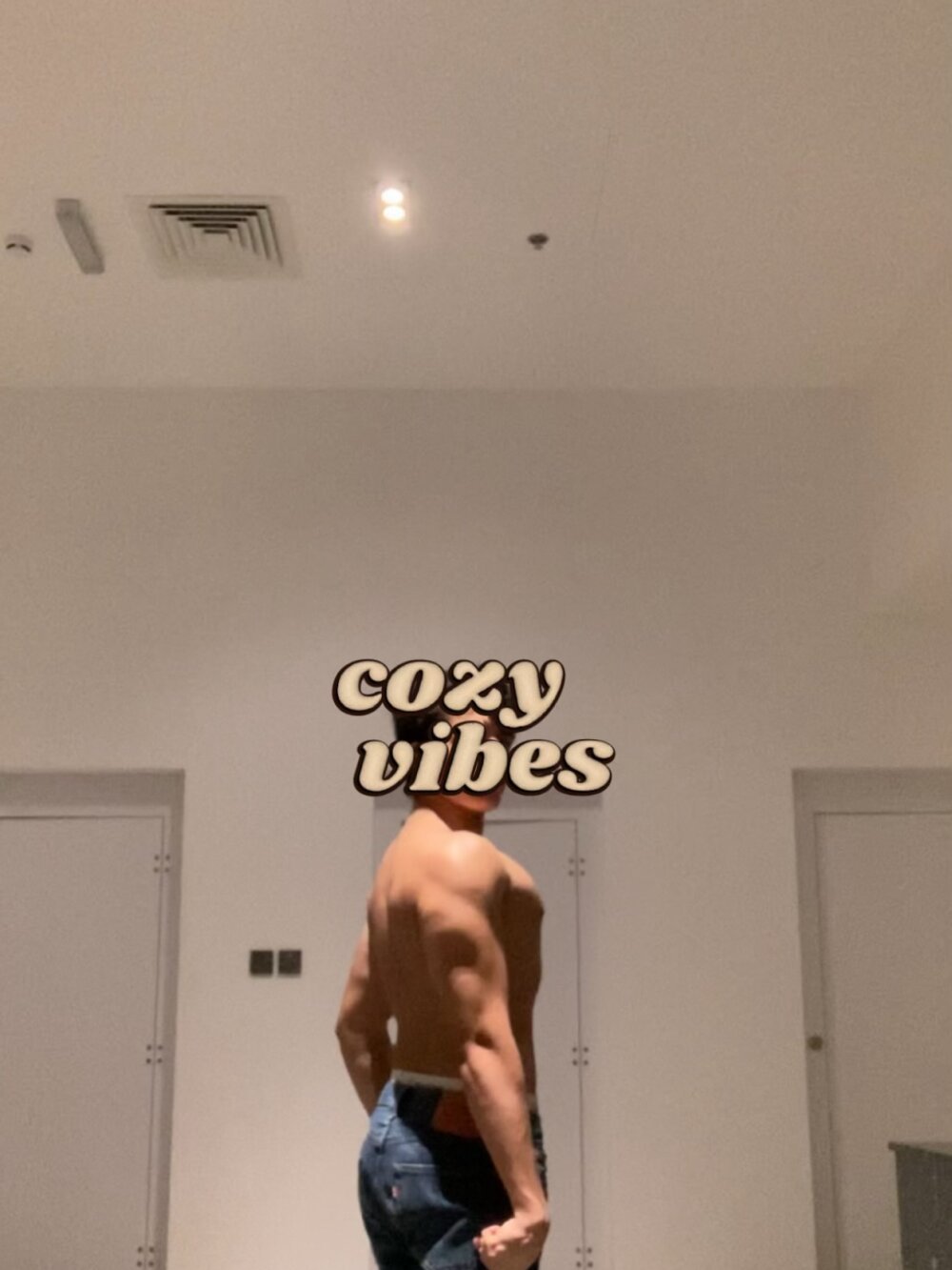 แชท XXX ออฟไลน์ของ jonnyboybbc