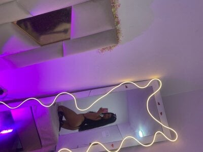 Aniita_tay