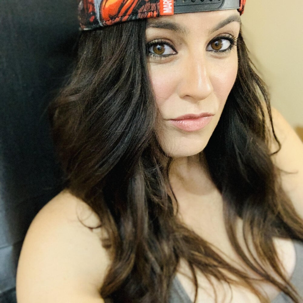 roguesgambit's Offline Chat Room