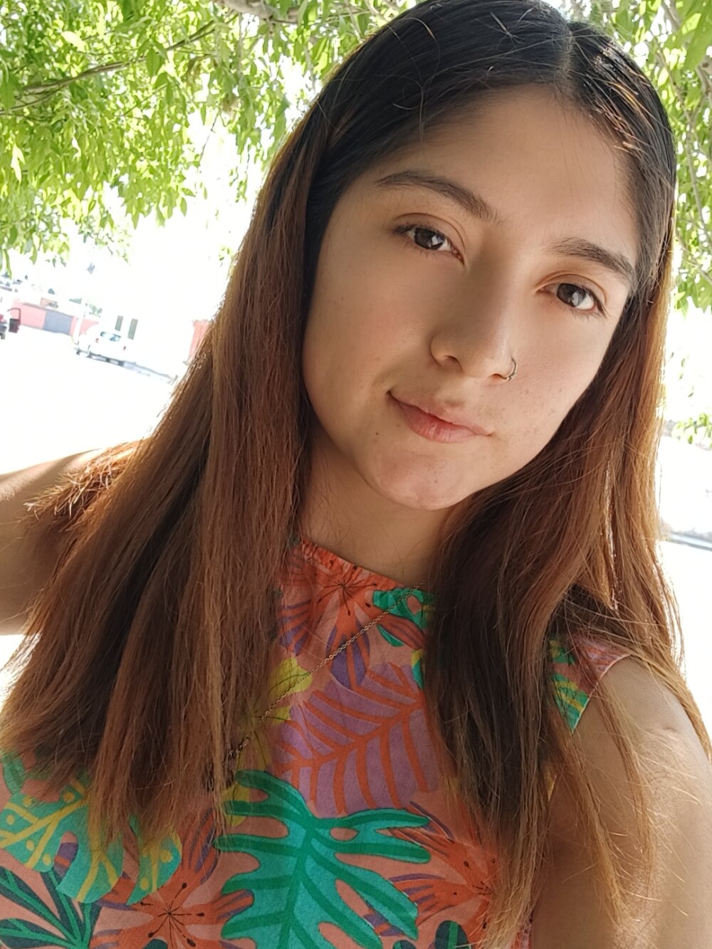 pornos.live roxxxmtz livesex profile in thin cams