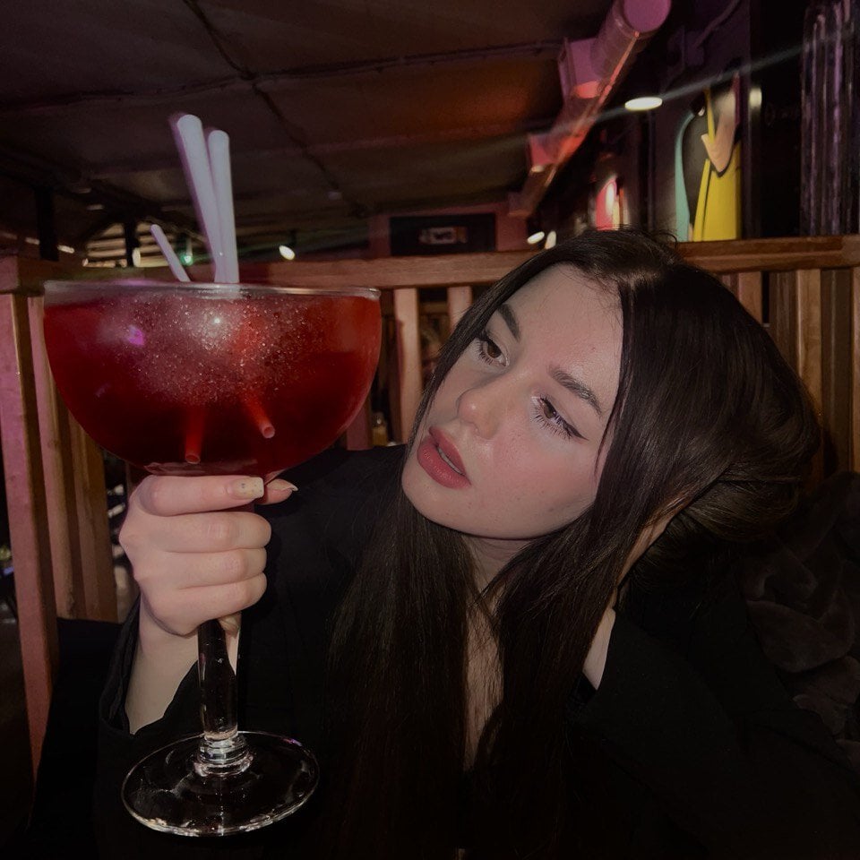 Live sex webcam photo for lil_barbie_girl #289867130