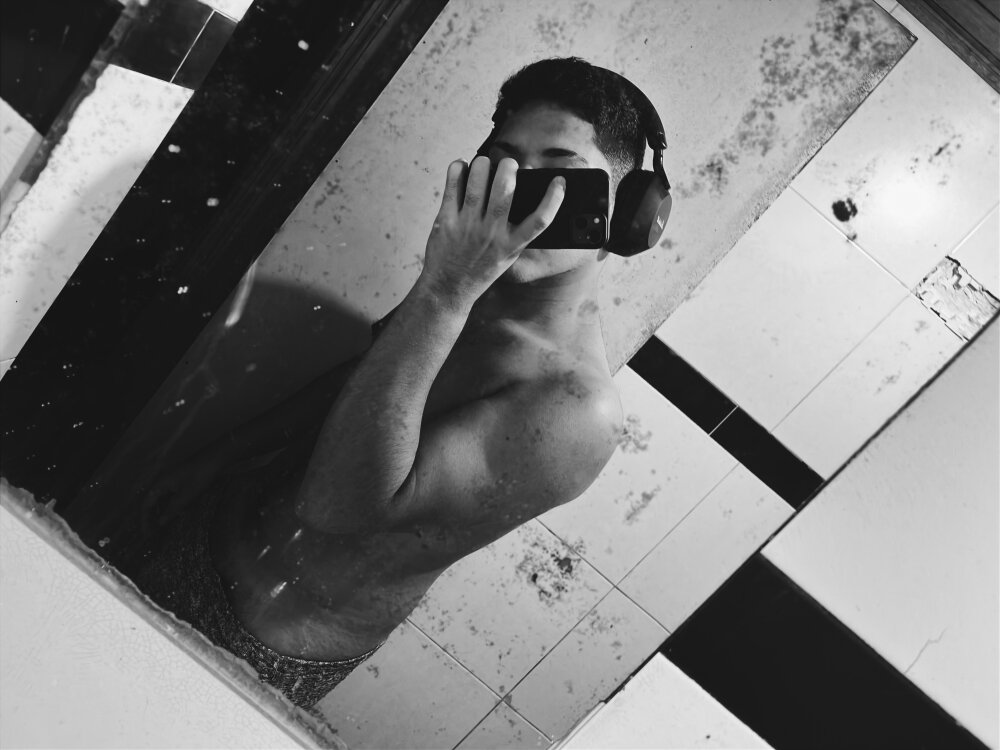 MasterJuanG's most recent online preview