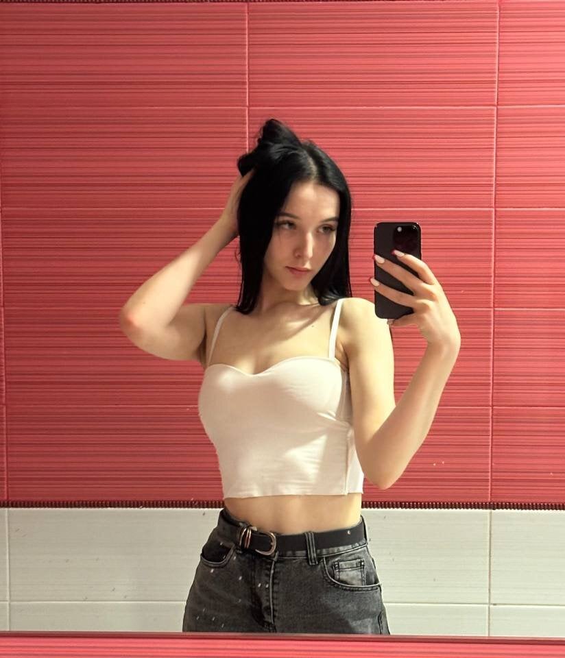 badgirlwebcam.com _lovelydana_ livesex profile in deutsch cams