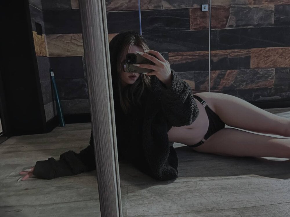 myliveeroticcams.com ice_marcy livesex profile in caucasian cams