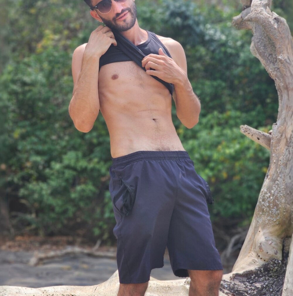 NicolasMave