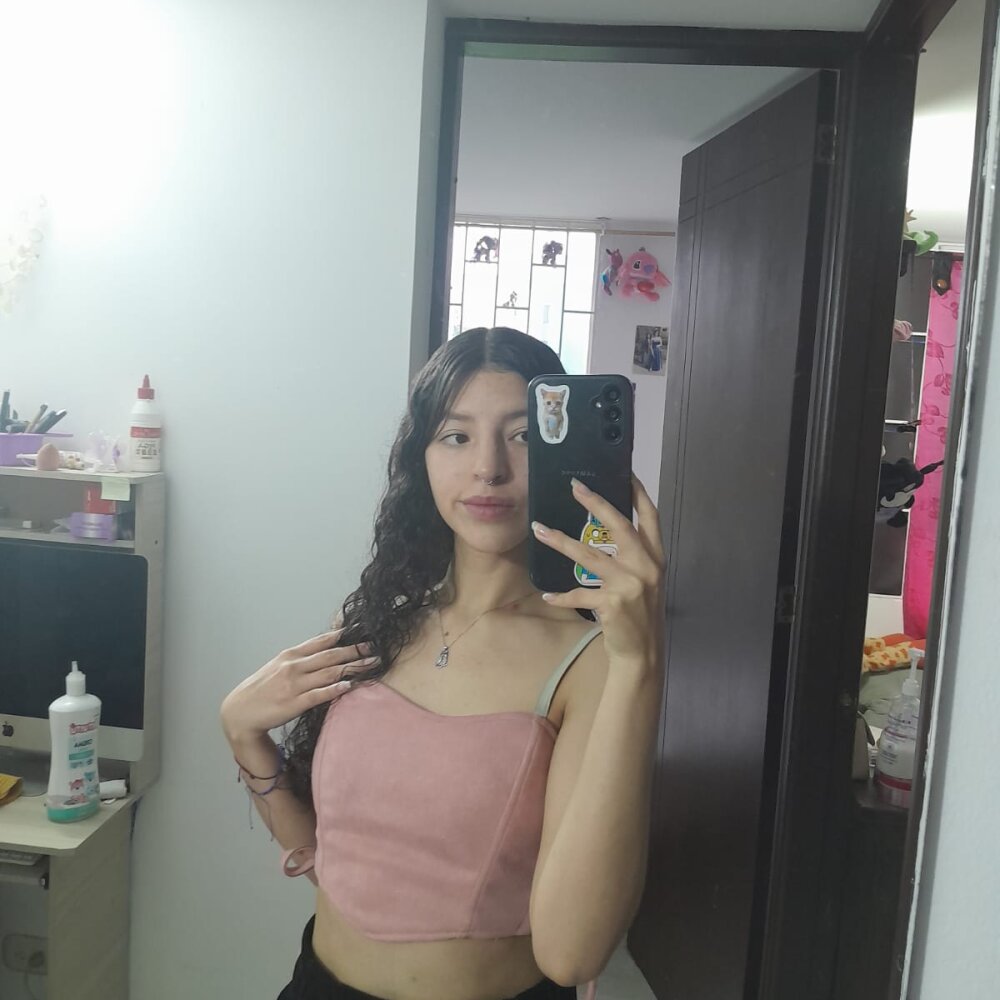 stripchat miss_nami_1 webcam profile pic via livesextrans.com