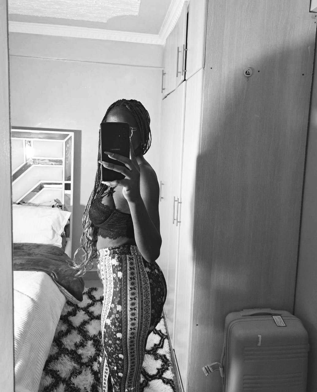 Petite_Natty