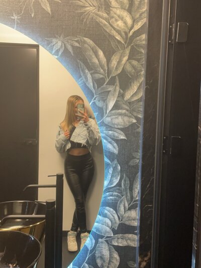 baby_girl_225 🤒 free sex chat