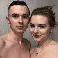 xxxcouplesss' Offline Chat Room