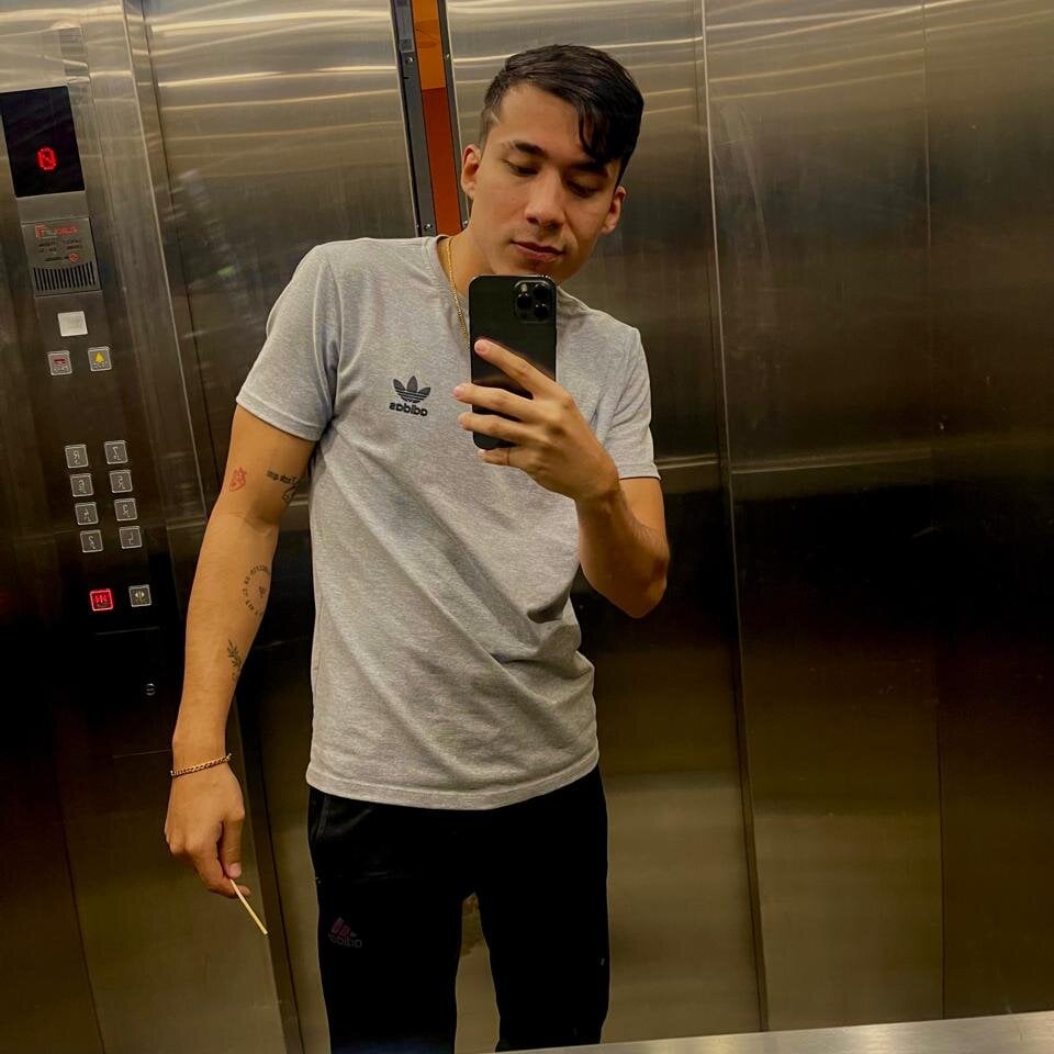 IamHotboy_7 profile