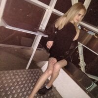 AgatheLebrun's Offline Chat Room