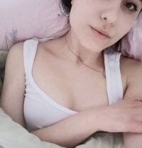WhitneyChappel's Offline Chat Room