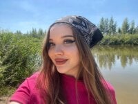 JuliaKingf's Offline Chat Room