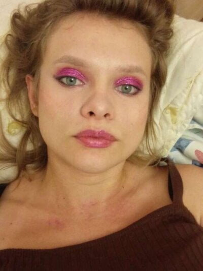 EmmaFields_